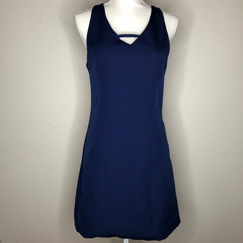 Bonnes Ventes Cross Strap Midi Dress